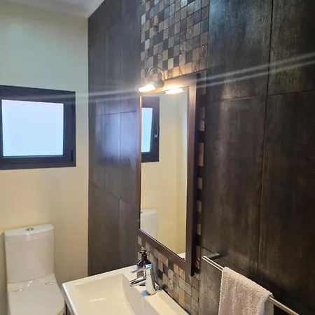 Quintinha Do Alvaro - House Santana (Madeira)