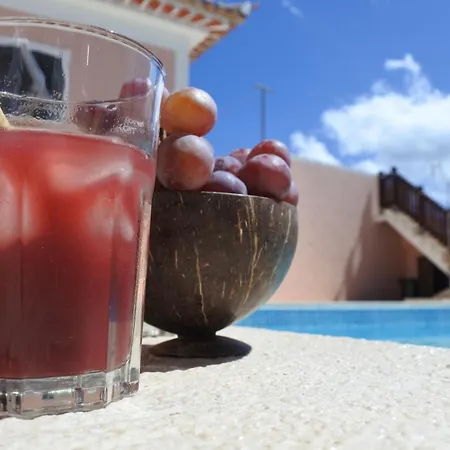 Villa Quintinha Do Alvaro - House