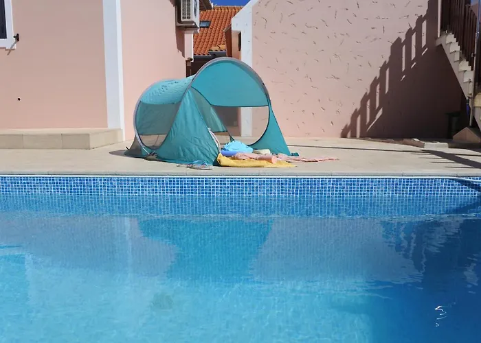 Quintinha Do Alvaro - House