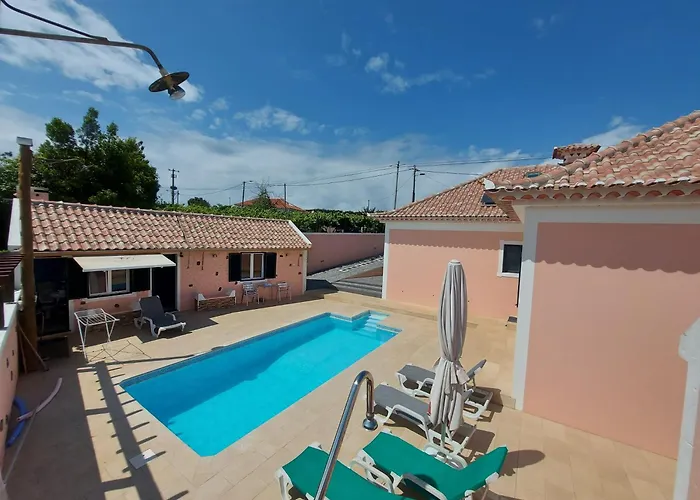 Quintinha Do Alvaro - House 别墅 桑塔纳