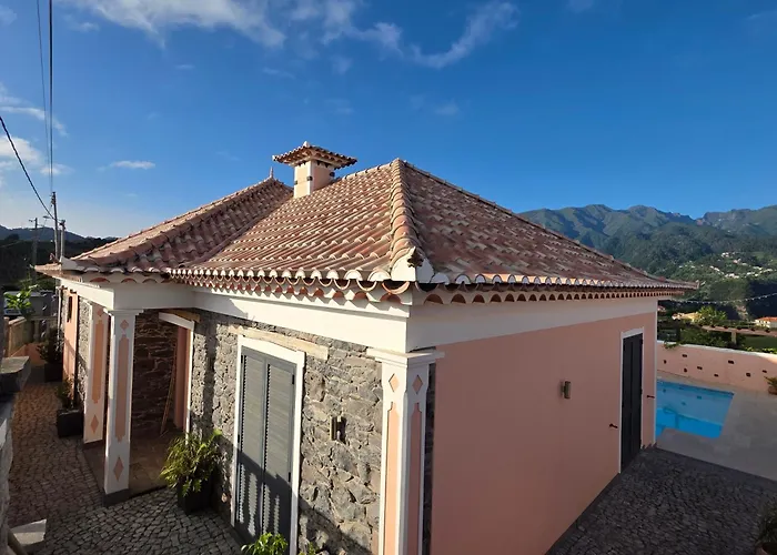 Quintinha Do Alvaro - House